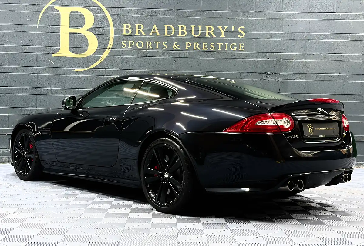 Used 2011 Jaguar Xkr Coupe Black - Interior and Exterior details 18