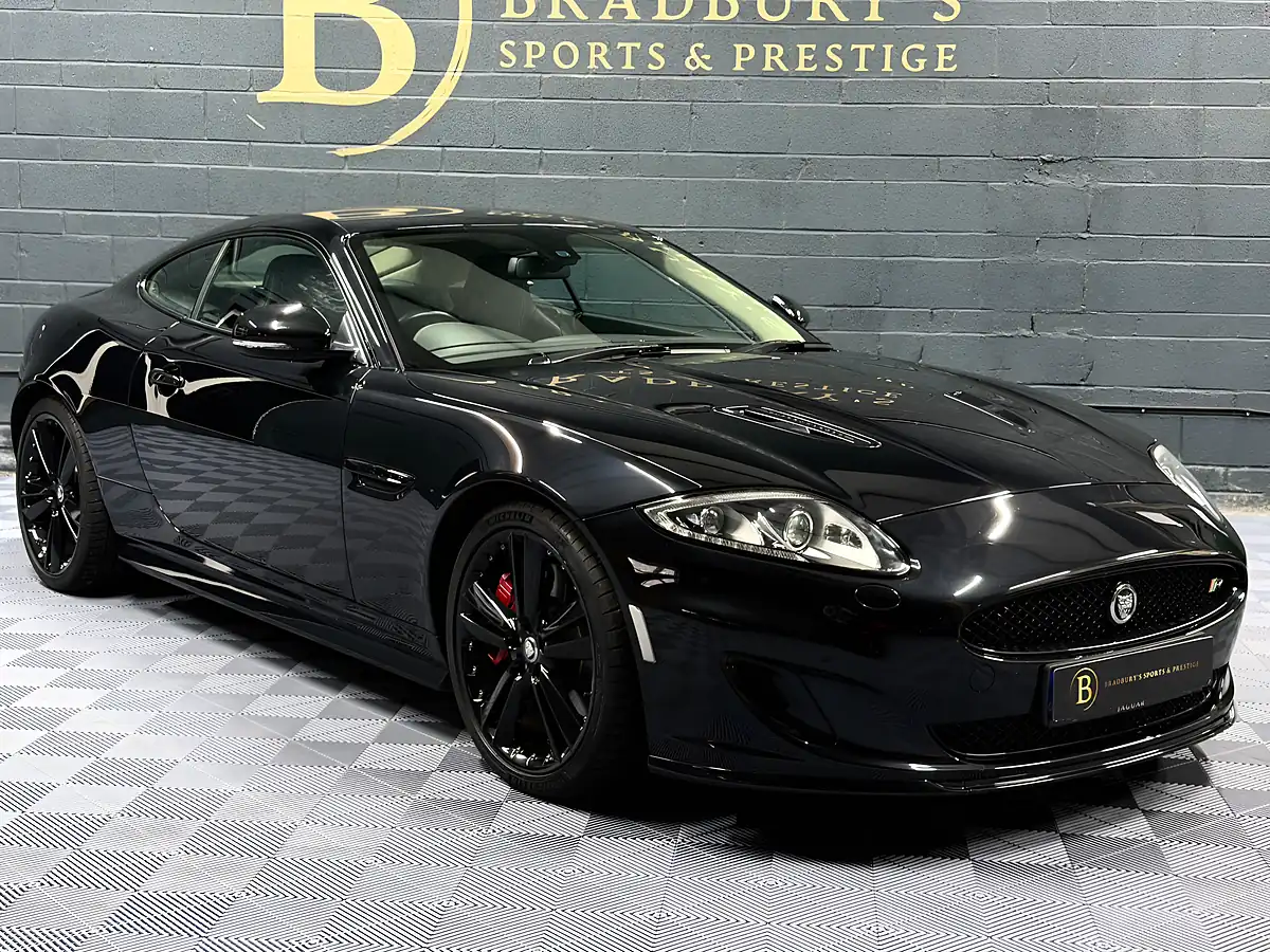 Used 2011 Jaguar Xkr Coupe Black - Interior and Exterior details 5