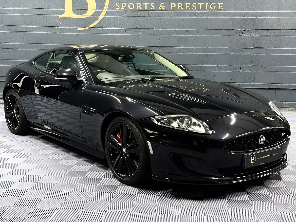 Used 2011 Jaguar Xkr Coupe Black - Interior and Exterior details 6