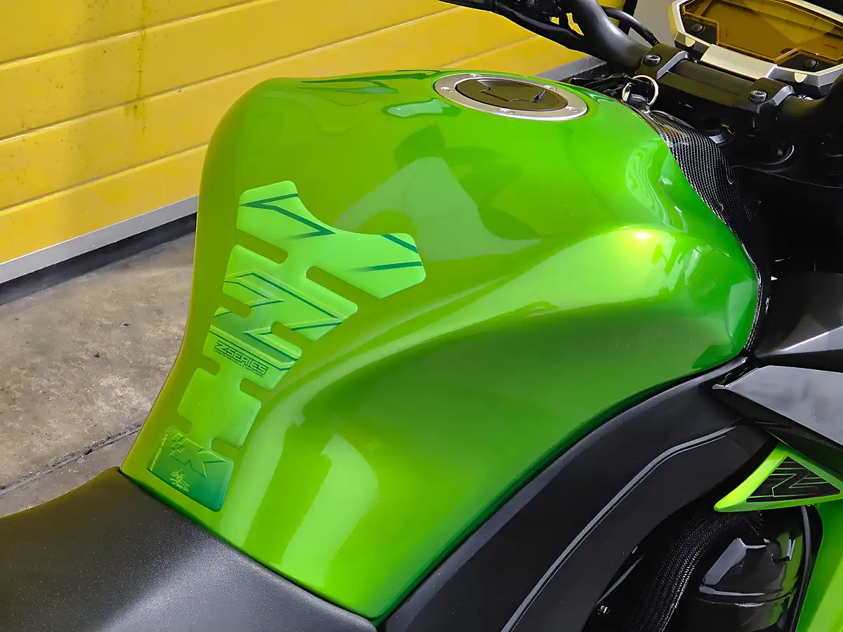 Used 2011 Kawasaki Z1000 Sc Project Green - Interior and Exterior details 14
