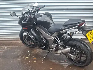 Used 2011 Kawasaki Z1000 Sx Black - Interior and Exterior details 7