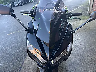 Used 2011 Kawasaki Z1000SX Tourer - Interior and Exterior details 10