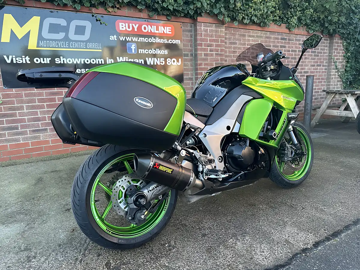 Used 2011 Kawasaki Z1000SX Tourer - Interior and Exterior details 3