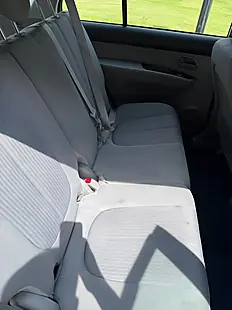 Used 2011 Kia Carens Silver - Interior and Exterior details 15