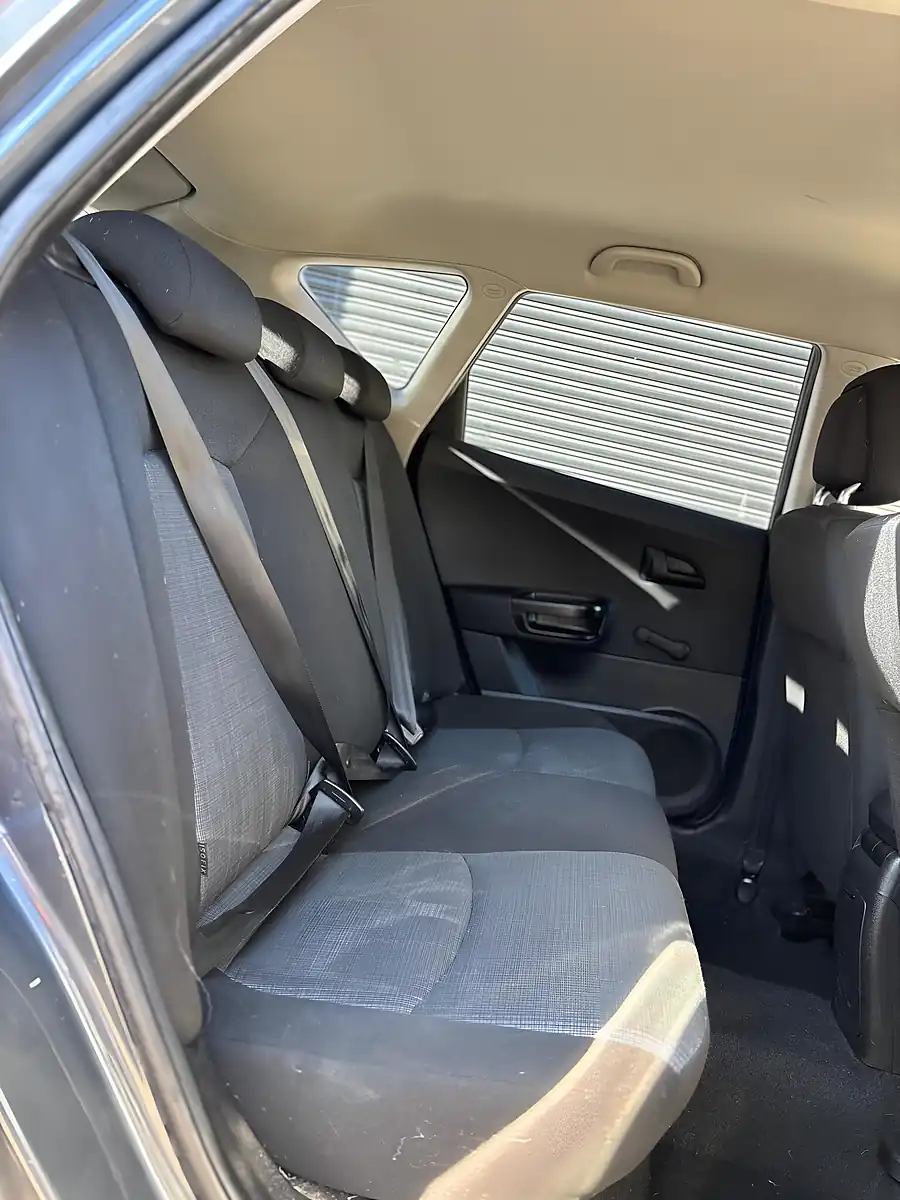 Used 2011 Kia Ceed 2 Sports Wagon Grey - Interior and Exterior details 10