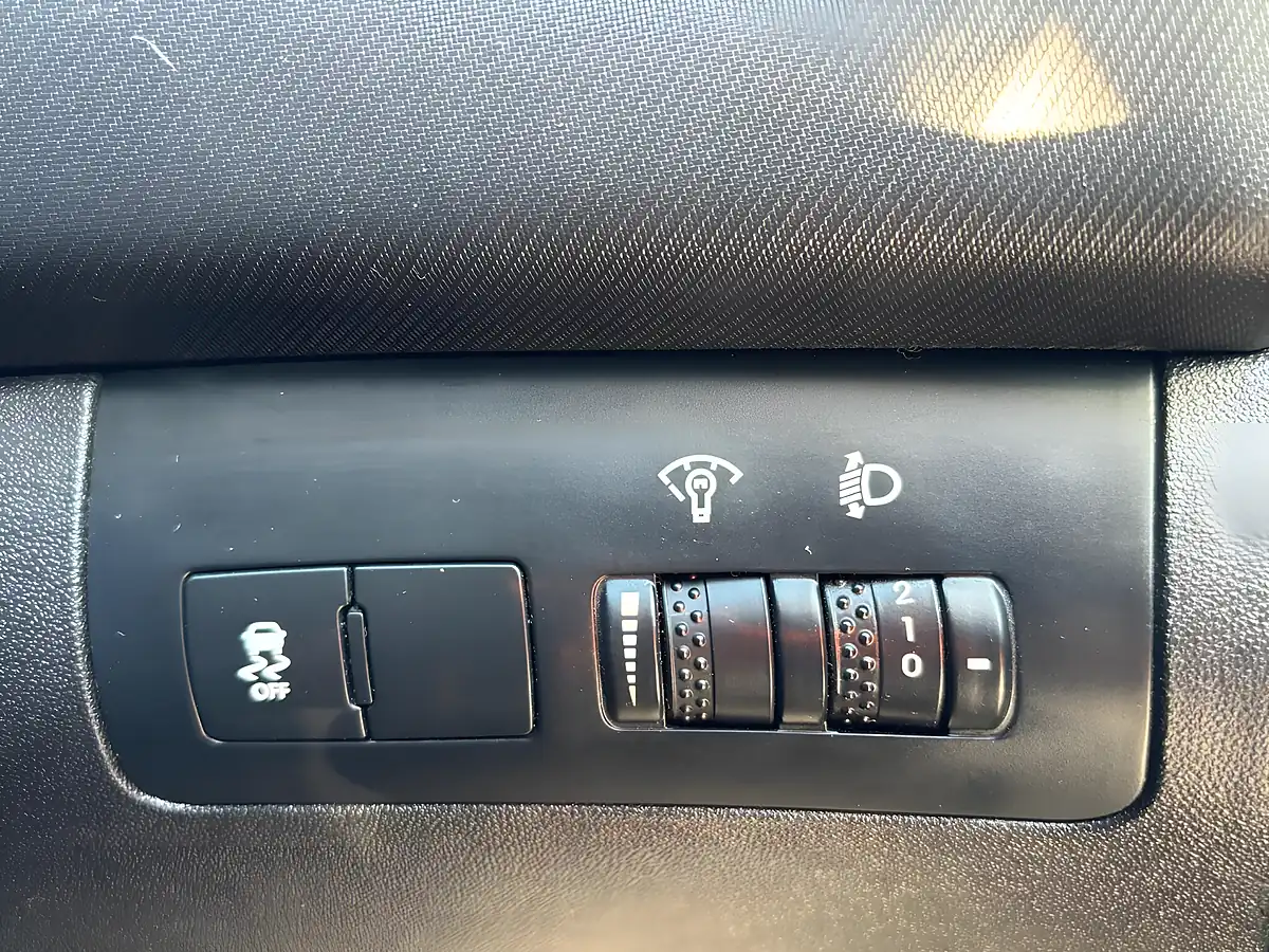 Used 2011 Kia Ceed 2 Sports Wagon Grey - Interior and Exterior details 11
