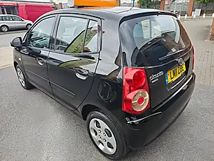 Used 2011 Kia Picanto Domino Black - Interior and Exterior details 3