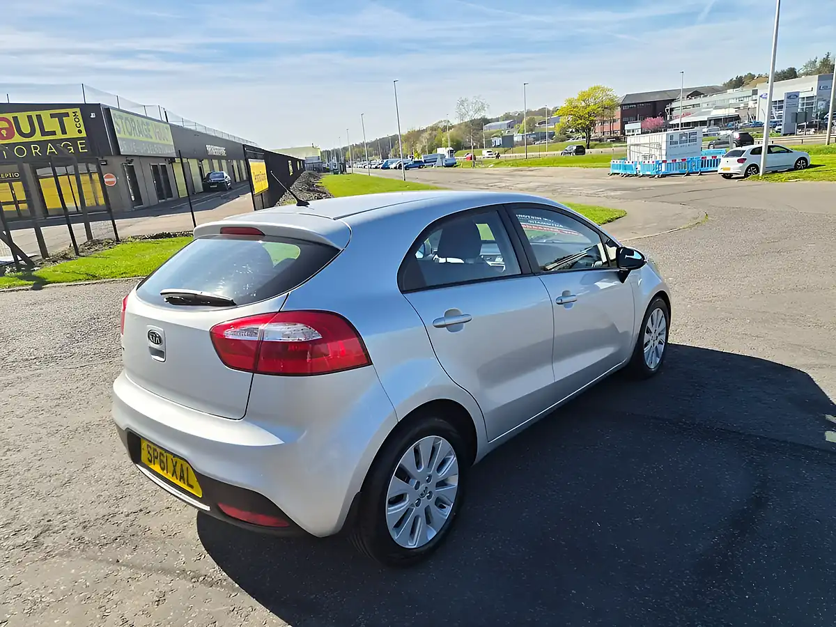 Used 2011 Kia Rio Silver - Interior and Exterior details 12