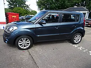 Used 2011 Kia Soul 2 Blue - Interior and Exterior details 4