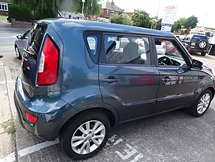 Used 2011 Kia Soul 2 Blue - Interior and Exterior details 8