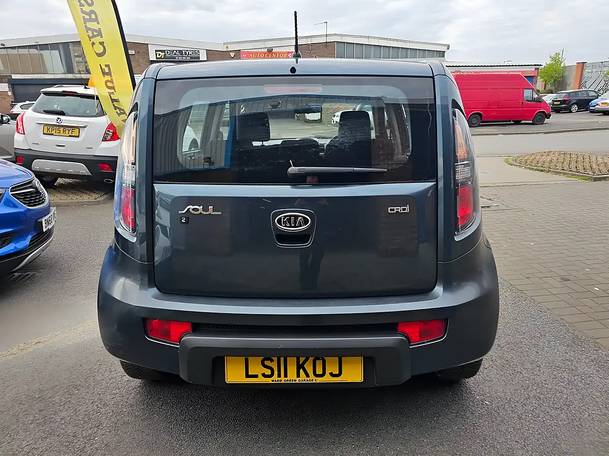 Used 2011 Kia Soul 2 Moonlight Blue - Interior and Exterior details 4
