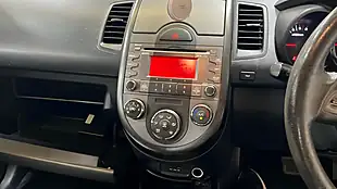 Used 2011 Kia Soul Tempest Silver - Interior and Exterior details 11