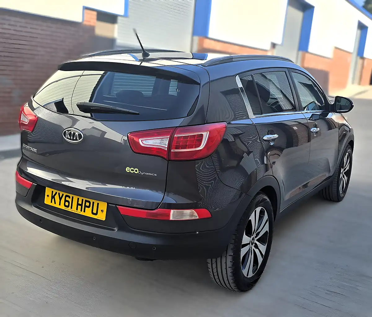 Used 2011 Kia Sportage 3 Silver - Interior and Exterior details 11