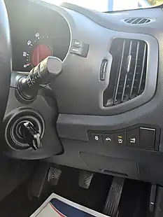 Used 2011 Kia Sportage 3 Silver - Interior and Exterior details 12