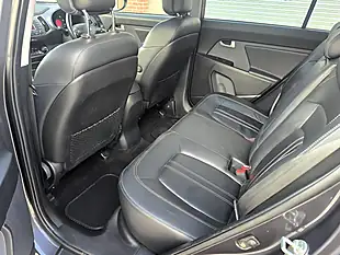 Used 2011 Kia Sportage 3 Silver - Interior and Exterior details 16