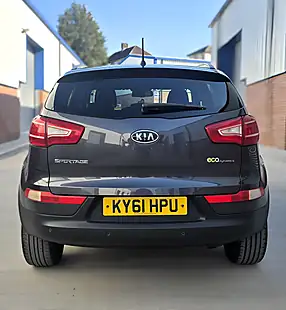 Used 2011 Kia Sportage 3 Silver - Interior and Exterior details 9