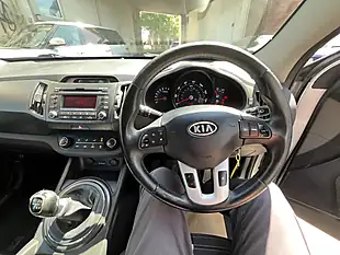 Used 2011 Kia Sportage Ecodynamics 1 Silver - Interior and Exterior details 16