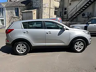Used 2011 Kia Sportage Ecodynamics 1 Silver - Interior and Exterior details 9
