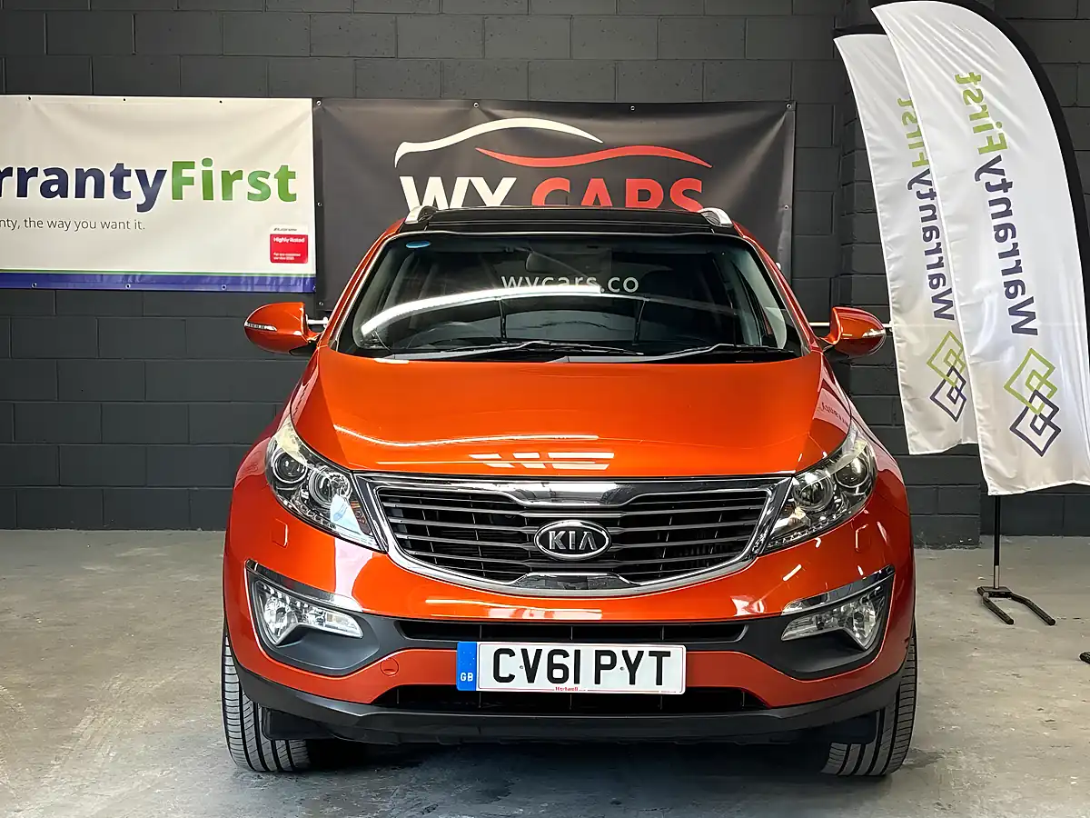 Used 2011 Kia Sportage Ecodynamics 3 Orange - Interior and Exterior details 3