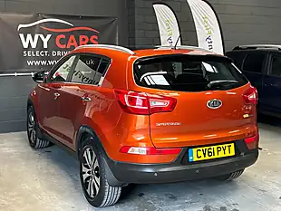 Used 2011 Kia Sportage Ecodynamics 3 Orange - Interior and Exterior details 5