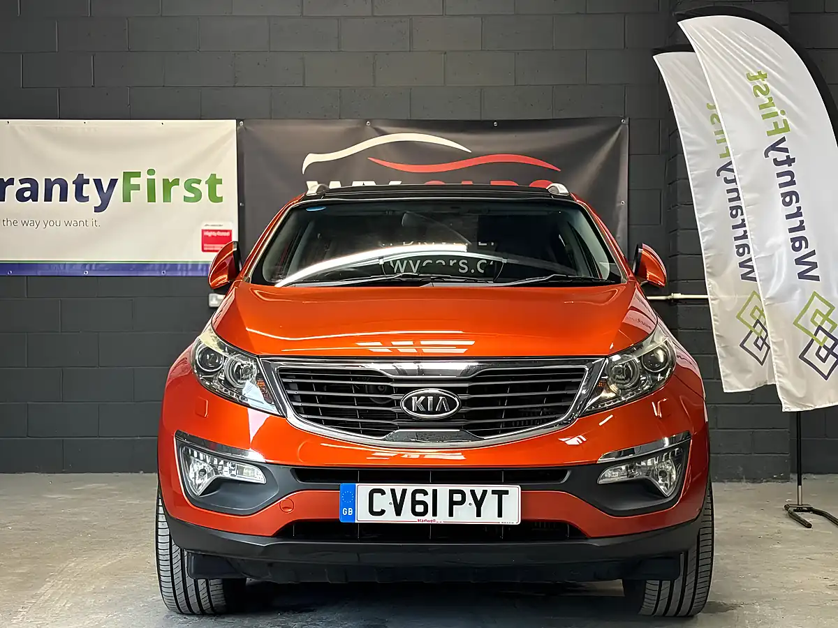Used 2011 Kia Sportage Ecodynamics 3 Orange - Interior and Exterior details 9