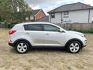 Used 2011 Kia Sportage KX-2 Silver - Interior and Exterior details 3
