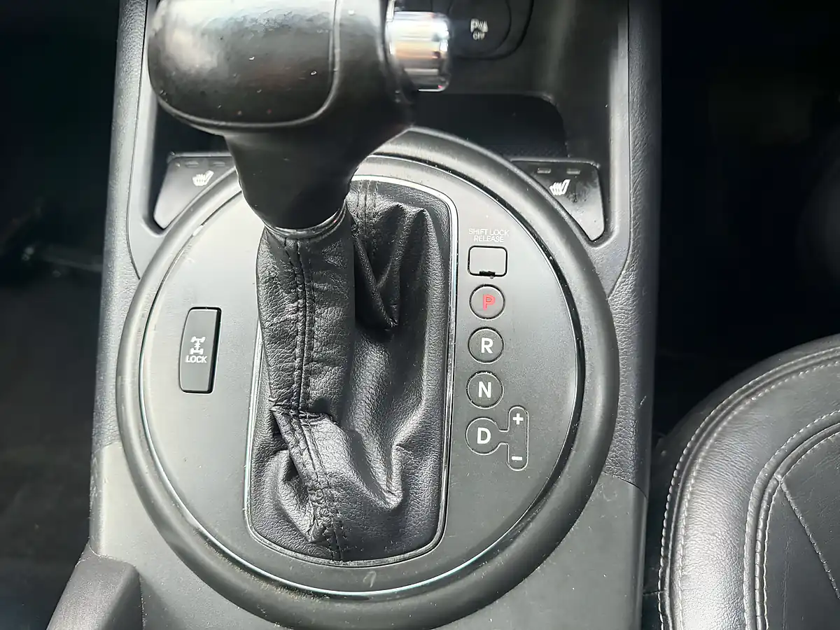 Used 2011 Kia Sportage KX-3 Black - Interior and Exterior details 15