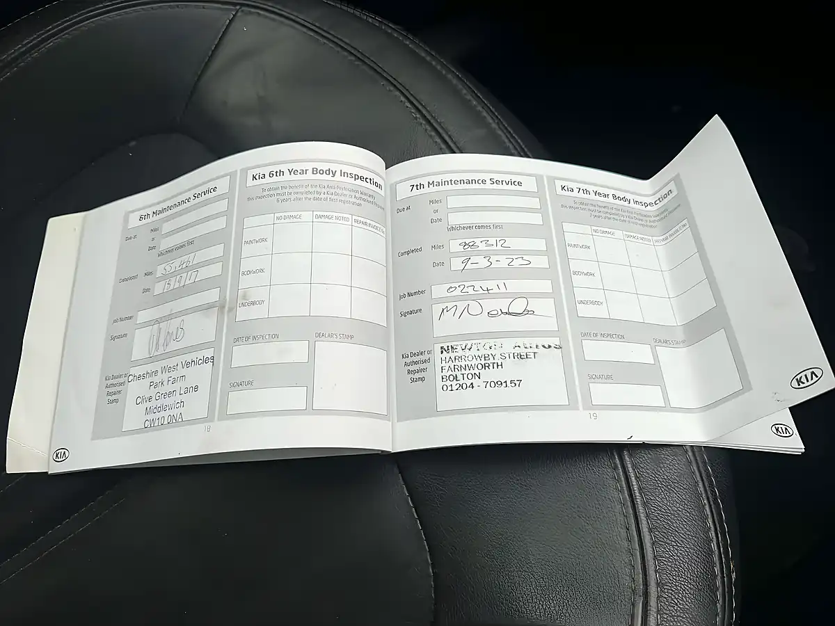 Used 2011 Kia Sportage KX-3 Black - Interior and Exterior details 17