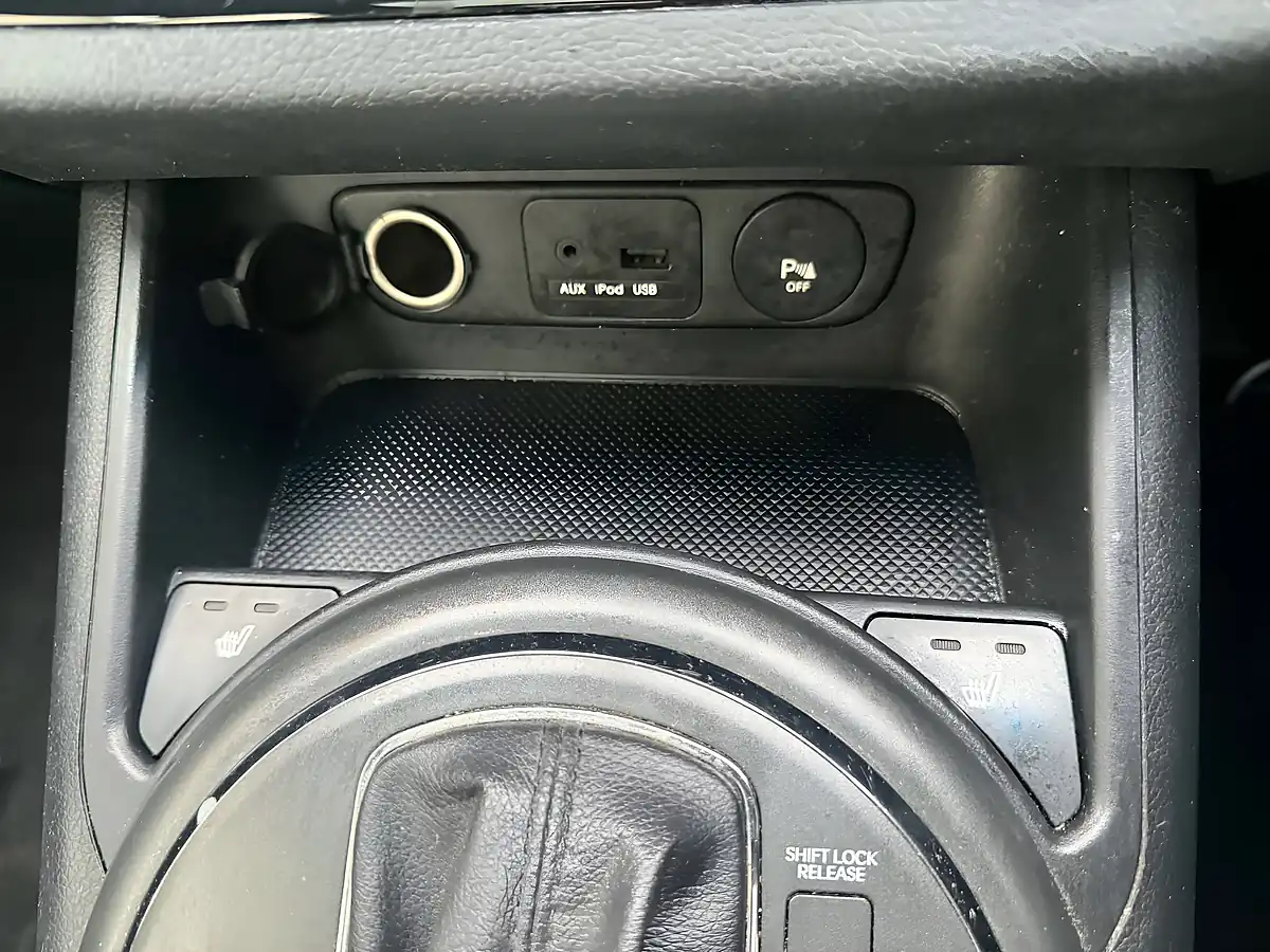 Used 2011 Kia Sportage KX-3 Black - Interior and Exterior details 19