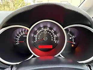 Used 2011 Kia Venga 1 Black - Interior and Exterior details 6