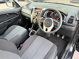 Used 2011 Kia Venga 1 Black - Interior and Exterior details 8