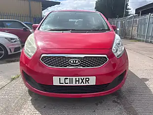 Used 2011 Kia Venga 2 Red - Interior and Exterior details 8