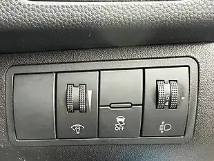 Used 2011 Kia Venga Blue - Interior and Exterior details 13