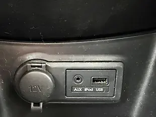 Used 2011 Kia Venga Blue - Interior and Exterior details 20