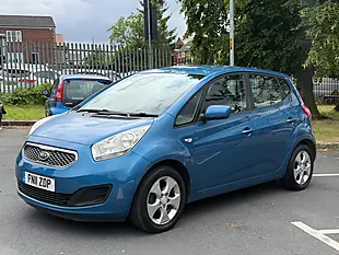 Used 2011 Kia Venga Blue - Interior and Exterior details 3