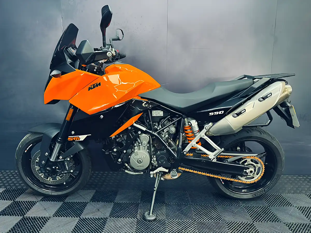 Used 2011 Ktm 990 Supermoto T Orange - Interior and Exterior details 3