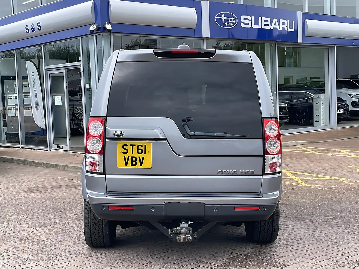 Used 2011 Land Rover Discovery 4 Hse Grey - Interior and Exterior details 6