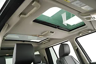 Used 2011 Land Rover Discovery 4 Hse Silver - Interior and Exterior details 12