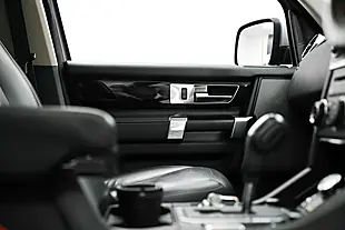 Used 2011 Land Rover Discovery 4 Hse Silver - Interior and Exterior details 15