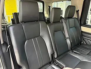 Used 2011 Land Rover Discovery 4 Landmark Le Grey - Interior and Exterior details 4