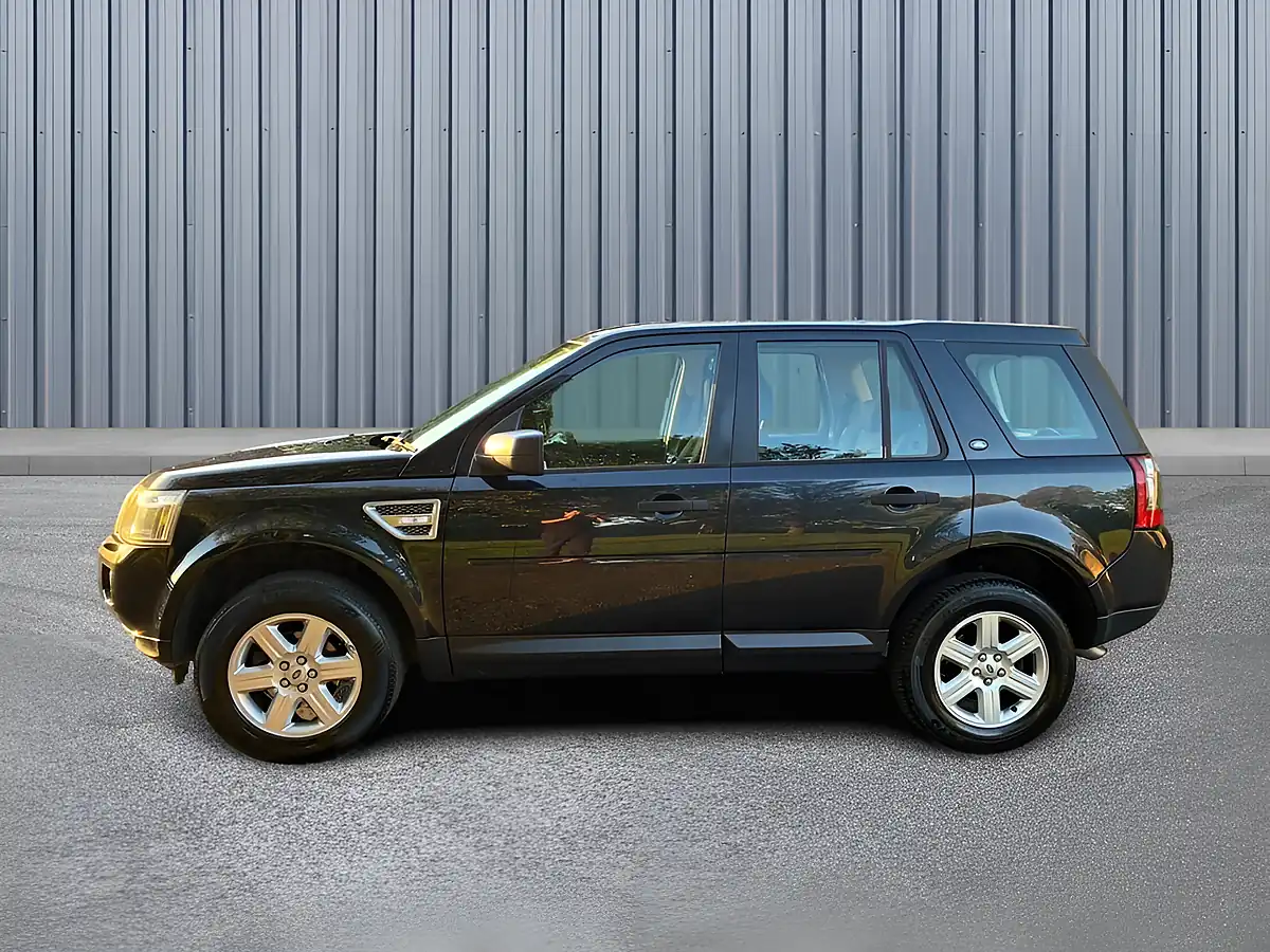 Used 2011 Land Rover Freelander 2 Gs Black - Interior and Exterior details 8