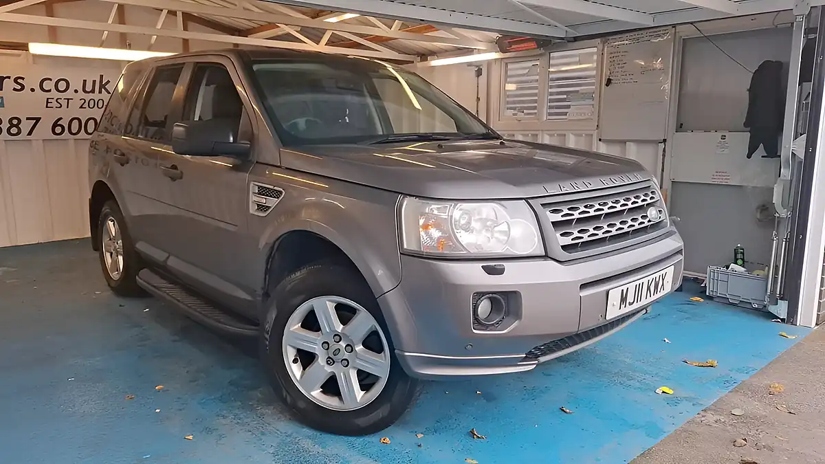 Used 2011 Land Rover Freelander 2 Gs Grey - Interior and Exterior details 10