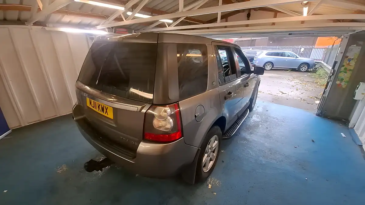 Used 2011 Land Rover Freelander 2 Gs Grey - Interior and Exterior details 11