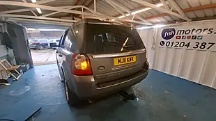 Used 2011 Land Rover Freelander 2 Gs Grey - Interior and Exterior details 14