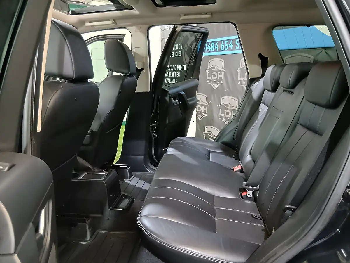 Used 2011 Land Rover Freelander 2 Hse Black - Interior and Exterior details 19