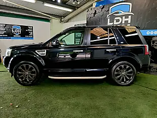 Used 2011 Land Rover Freelander 2 Hse Black - Interior and Exterior details 6