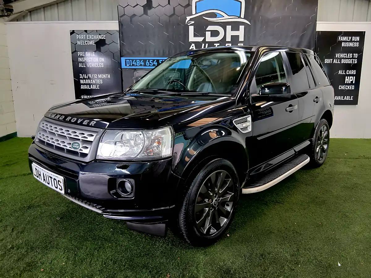 Used 2011 Land Rover Freelander 2 Hse Black - Interior and Exterior details 7