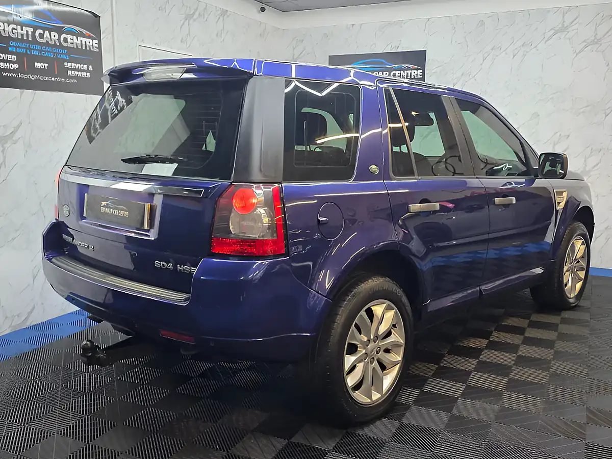 Used 2011 Land Rover Freelander 2 Hse Blue - Interior and Exterior details 11