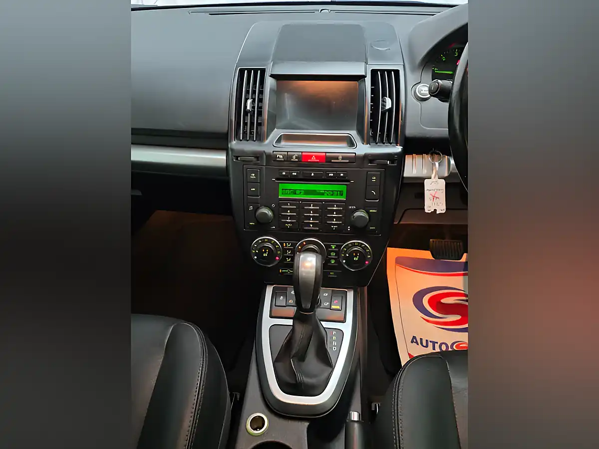 Used 2011 Land Rover Freelander 2 Hse Blue - Interior and Exterior details 16