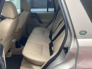 Used 2011 Land Rover Freelander 2 Hse Silver - Interior and Exterior details 18